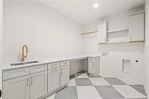 1081 Hershey Dr, Marietta, GA 30062 - Photo 53