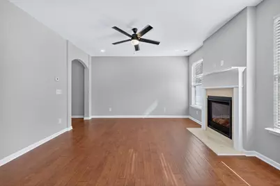 3277 Castleberry Village Dr, Cumming, GA 30040 - Photo 5