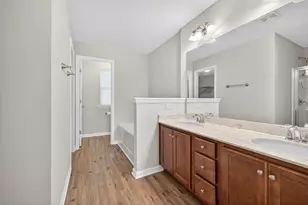 3277 Castleberry Village Dr, Cumming, GA 30040 - Photo 19