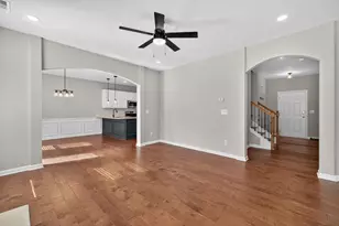 3277 Castleberry Village Dr, Cumming, GA 30040 - Photo 7