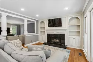 801 Bedford Oaks Dr, Marietta, GA 30068 - Photo 9