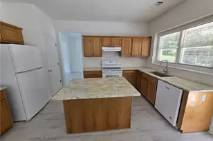 10845 Glenbarr Dr, Duluth, GA 30097 - Photo 5