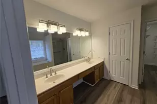 10845 Glenbarr Dr, Duluth, GA 30097 - Photo 15