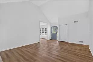 5027 Fitts Dr NE, Roswell, GA 30075 - Photo 11
