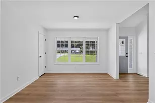 5027 Fitts Dr NE, Roswell, GA 30075 - Photo 7