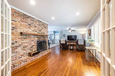 3360 Embry Hills Drive, Atlanta, GA 30341 - Photo 7