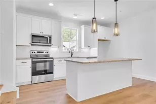 203 Riverstone Commons Cir, Canton, GA 30114 - Photo 5