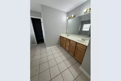 1667 Overview Circle, Lawrenceville, GA 30044 - Photo 17