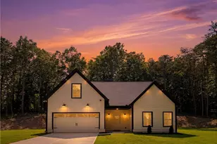 539 E Valley Rd NE, Rydal, GA 30171 - Photo 1