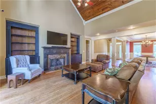 6080 Heritage Manor Dr, Cumming, GA 30040 - Photo 9
