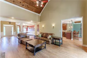 6080 Heritage Manor Dr, Cumming, GA 30040 - Photo 13