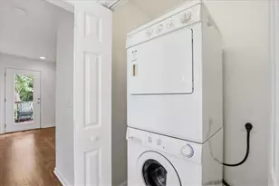 1464 Hawthorne Ave NW, Atlanta, GA 30309 - Photo 15