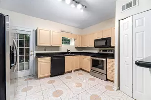 3665 Chestnut Dr, Atlanta, GA 30340 - Photo 9