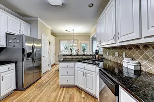 1195 Home Pl Dr, Lawrenceville, GA 30043 - Photo 17