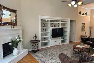 1195 Home Pl Dr, Lawrenceville, GA 30043 - Photo 7