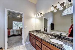 1195 Home Pl Dr, Lawrenceville, GA 30043 - Photo 25