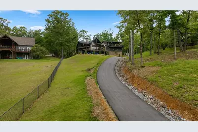 66 Rome, Blue Ridge, GA 30513 - Photo 17