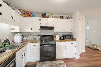 2203 Victoria Place, Lithonia, GA 30058 - Photo 9