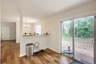 2203 Victoria Pl, Lithonia, GA 30058 - Photo 13
