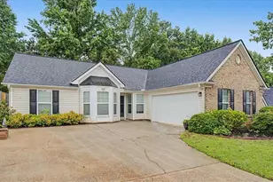 221 Mount Laurel Dr, Dallas, GA 30132 - Photo 1