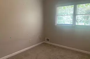 832 S Deshon Rd, Lithonia, GA 30058 - Photo 17
