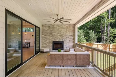 680 Carriage Drive, Sandy Springs, GA 30328 - Photo 19