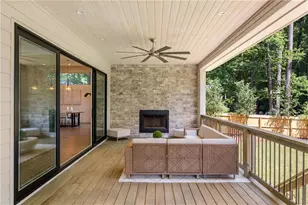 680 Carriage Dr, Sandy Springs, GA 30328 - Photo 19
