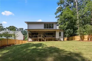 680 Carriage Dr, Sandy Springs, GA 30328 - Photo 49