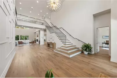 680 Carriage Drive, Sandy Springs, GA 30328 - Photo 5