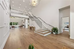 680 Carriage Dr, Sandy Springs, GA 30328 - Photo 5
