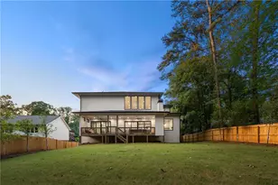 680 Carriage Dr, Sandy Springs, GA 30328 - Photo 53