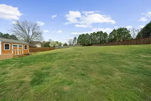 8565 Meadowgrove Ln, Gainesville, GA 30506 - Photo 37