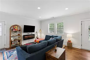 2533 Romain Way, Atlanta, GA 30344 - Photo 7