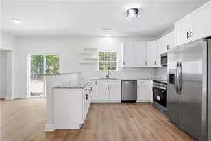 6415 Grey Fox Way, Riverdale, GA 30296 - Photo 5
