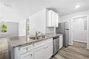123 W Lexington Ave, Griffin, GA 30223 - Photo 9