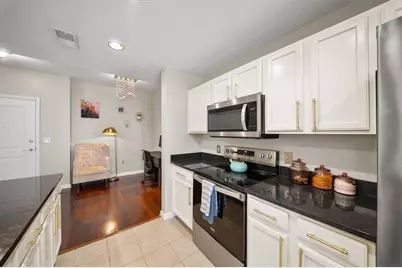 3040 Peachtree Road NW #702, Atlanta, GA 30305 - Photo 7