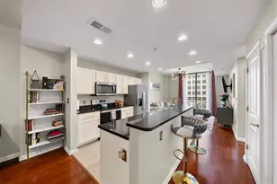 3040 Peachtree Rd NW, Atlanta, GA 30305 - Photo 11
