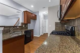 1005 Chalbury Way, Alpharetta, GA 30004 - Photo 13