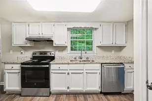 7317 Deerwood Dr, Riverdale, GA 30296 - Photo 11