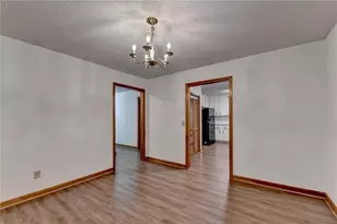 214 Valley Brook Dr, Woodstock, GA 30188 - Photo 9