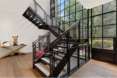 569 Overbrook Drive NW, Atlanta, GA 30318 - Photo 3