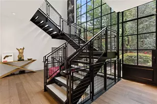 569 Overbrook Dr NW, Atlanta, GA 30318 - Photo 3