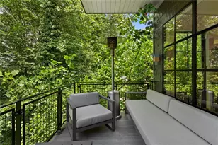 569 Overbrook Dr NW, Atlanta, GA 30318 - Photo 15