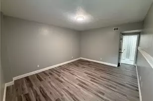 3800 Raiders Ridge Dr, Lithonia, GA 30038 - Photo 9