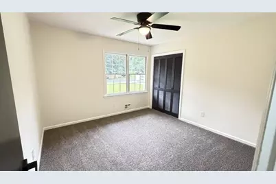 5698 Crestwood Drive, Stone Mountain, GA 30087 - Photo 15