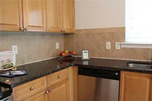 2059 Liberty Ct NW, Atlanta, GA 30318 - Photo 5