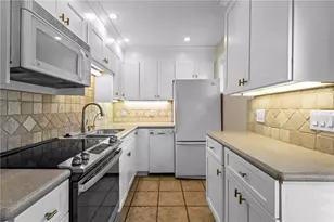 120 Biscayne Dr NW, Atlanta, GA 30309 - Photo 11