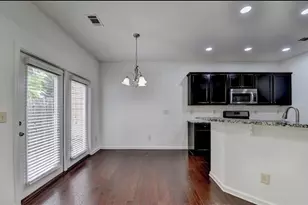 1000 Parkside Wood Ct, Lawrenceville, GA 30043 - Photo 3