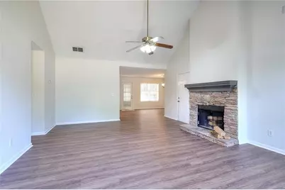 1022 Carriage Way, Loganville, GA 30052 - Photo 27