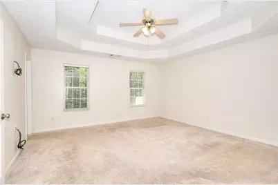 1022 Carriage Way, Loganville, GA 30052 - Photo 9